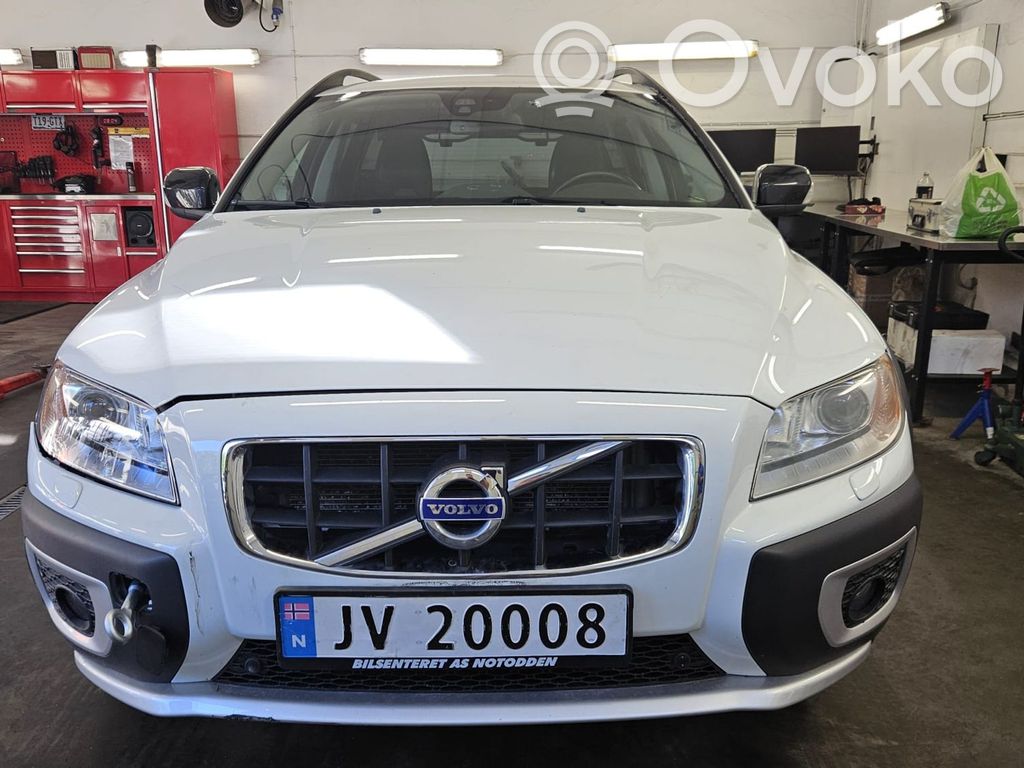 XC70 XC70  HL8090M03