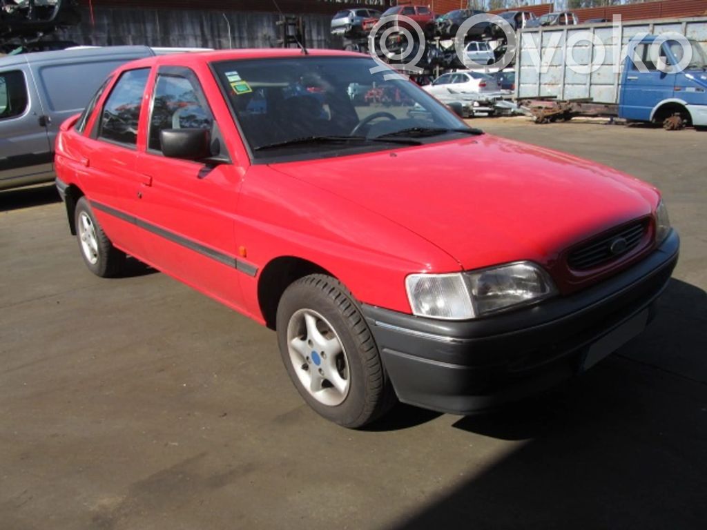 Escort Escort  89BF12A166AB