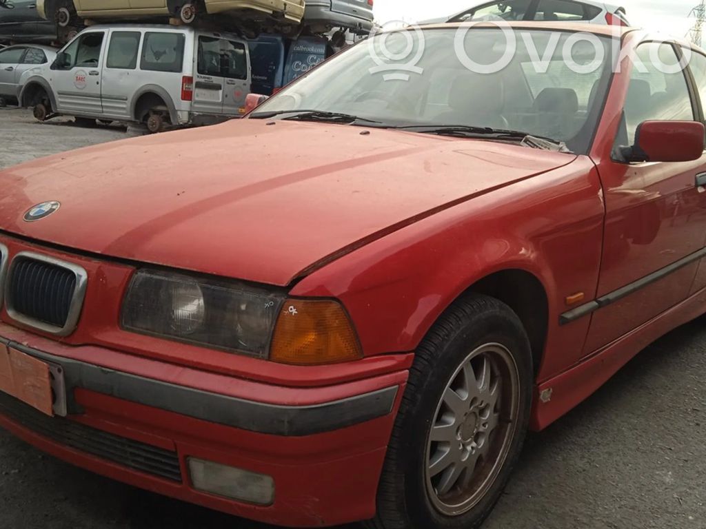 3 E36 Series 3  1092432