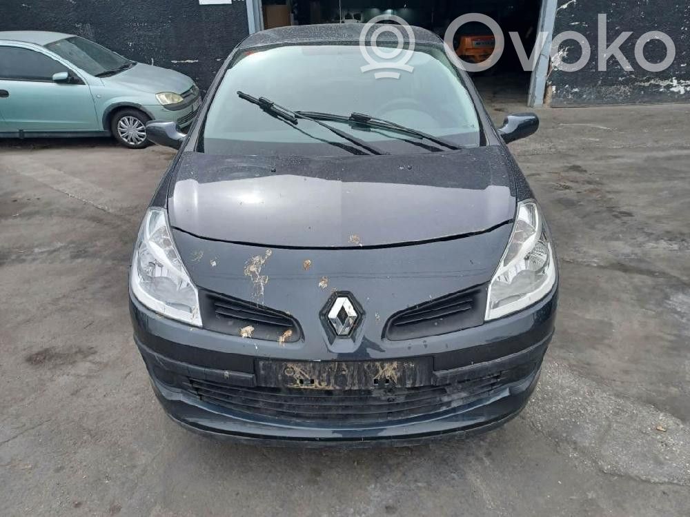 Clio III Clio  8200634106