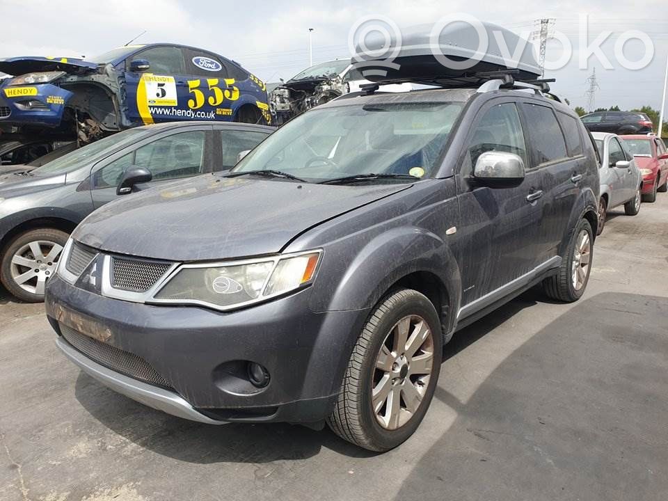 Outlander Outlander  7030A088XA