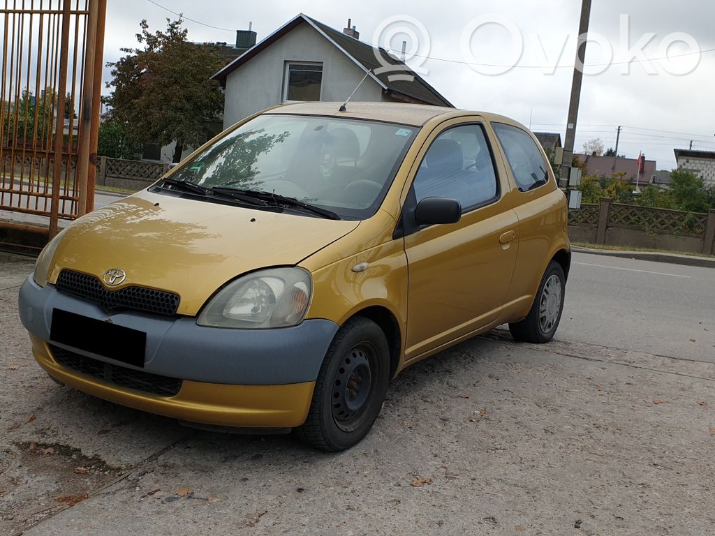 Yaris Yaris  8953052020