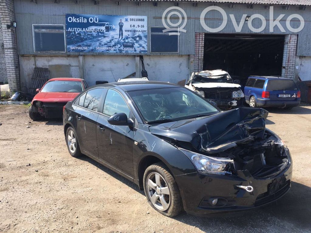 Cruze Cruze  13330663