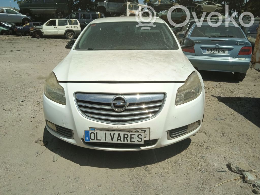 Insignia A Insignia  13502758