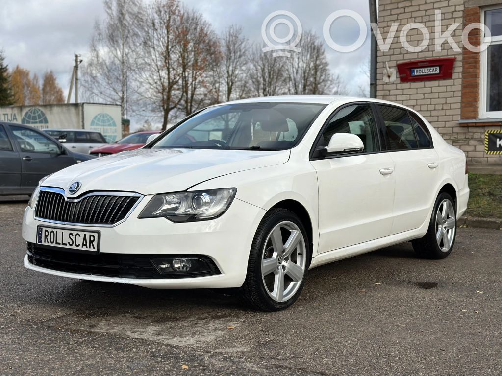 Superb B6 (3T) Superb  3T0837248