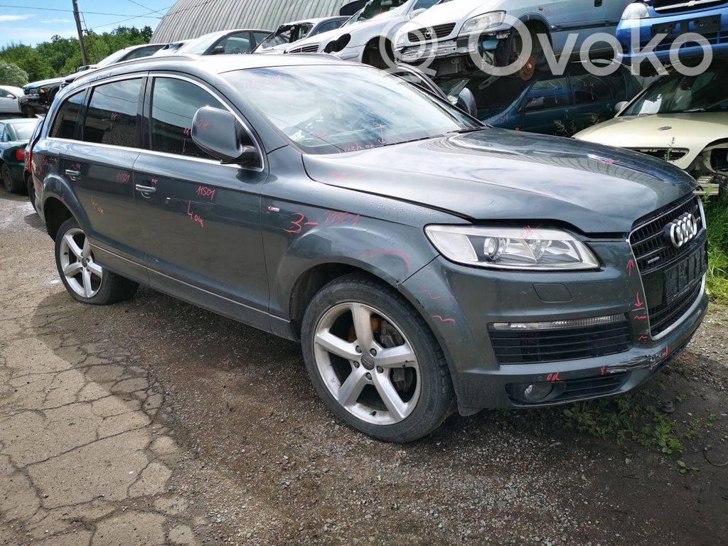 Q7 4L Q7