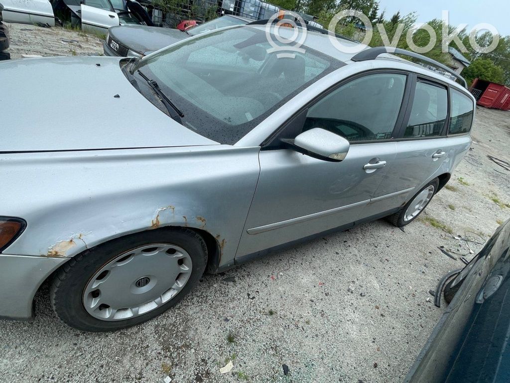 S40 S40, V40