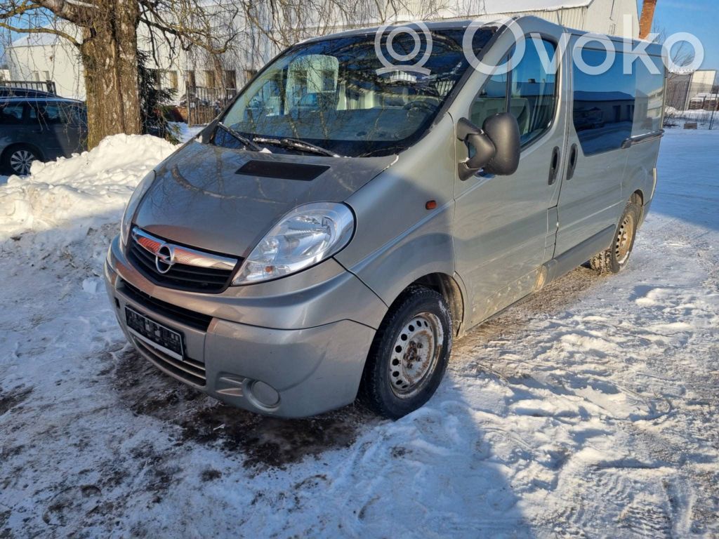 Vivaro Vivaro  7820971