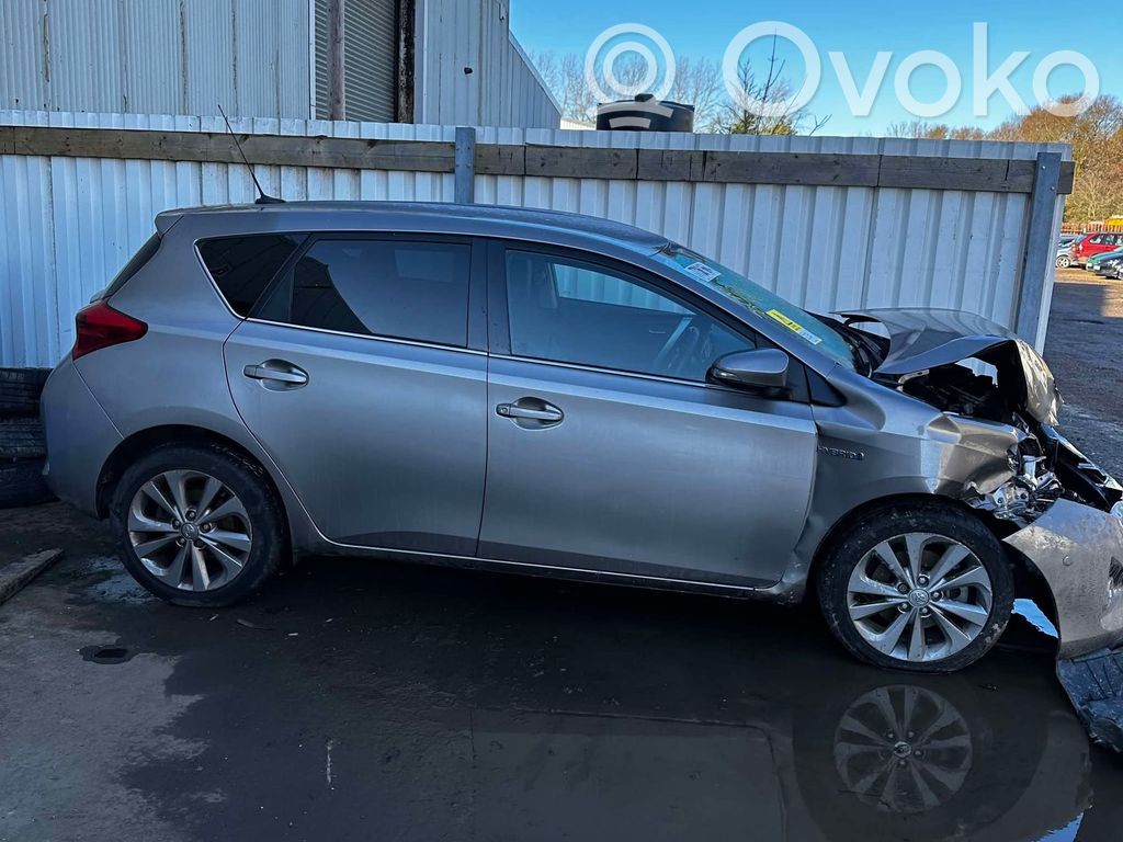 Auris E180 Auris  8934105010