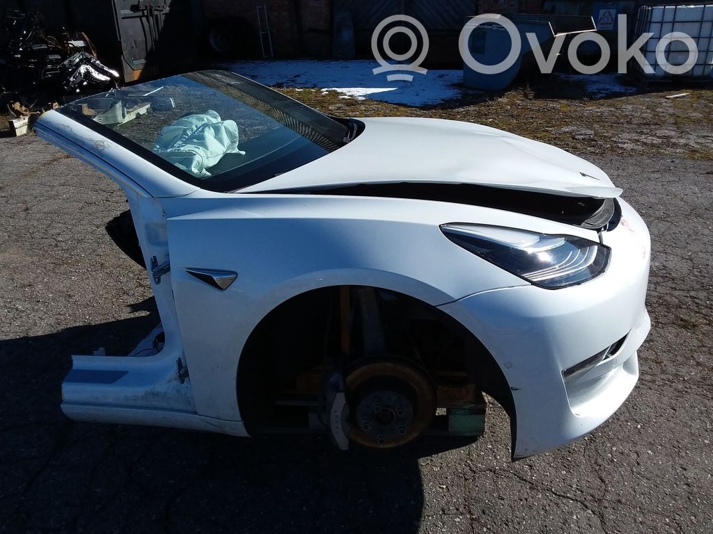 Model 3 Tesla Model 3  111016400B