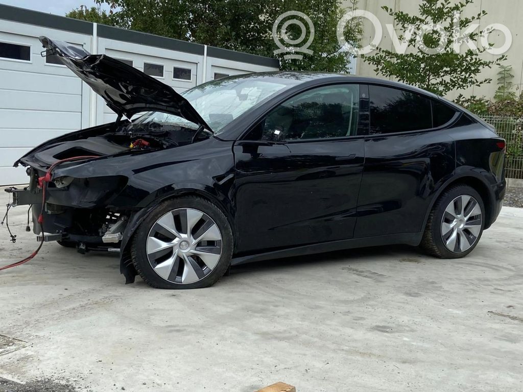 Model Y Tesla Model Y  150817900F