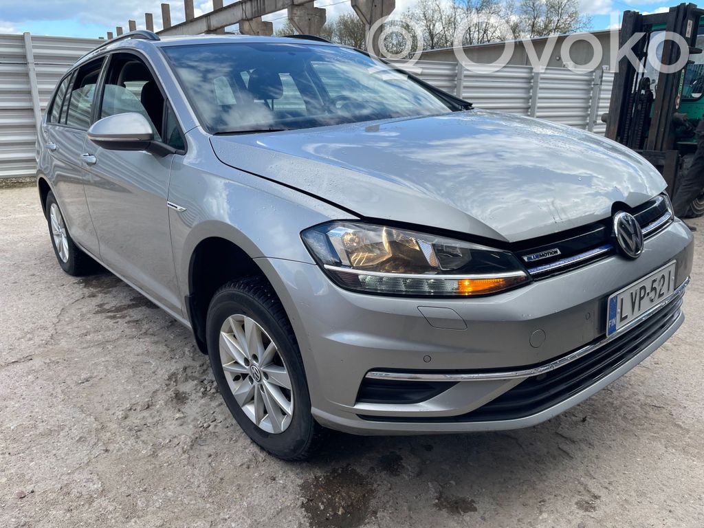 Golf VII Golf  5G1823509D