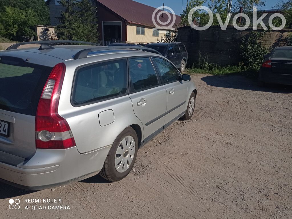 V50 V50  30699787