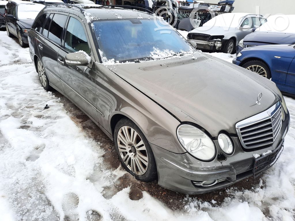 E W211 E-class, AMG (W124, W210, W211, W212, W213, C207, W238)  2118216958