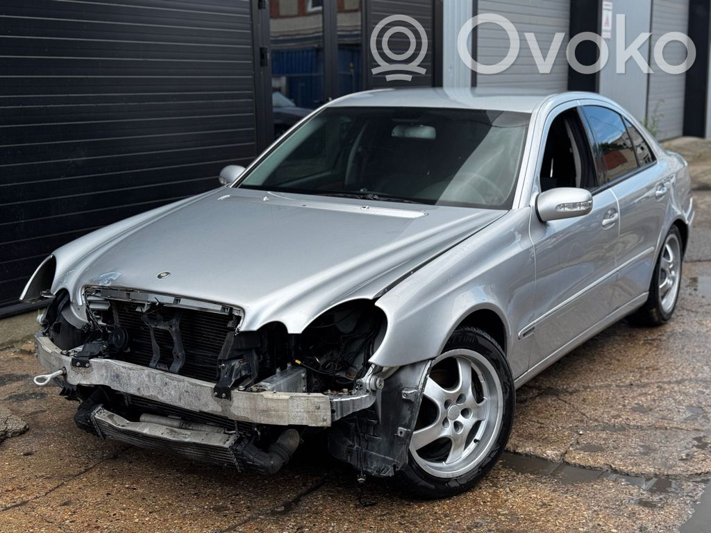 E W211 E-class, AMG (W124, W210, W211, W212, W213, C207, W238)  2118200426