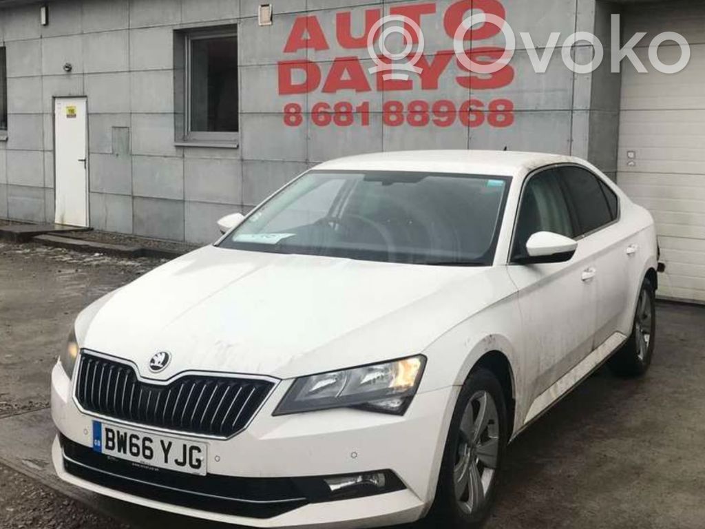 Superb B8 (3V) Superb  3C0907521D