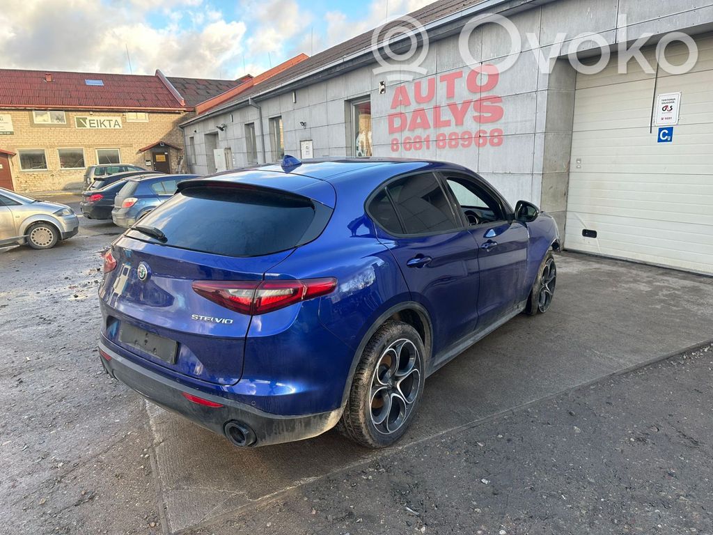 Stelvio Stelvio  34228855E