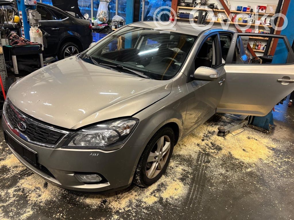 Ceed Ceed, Ceed SW, Pro Ceed  FDW1040