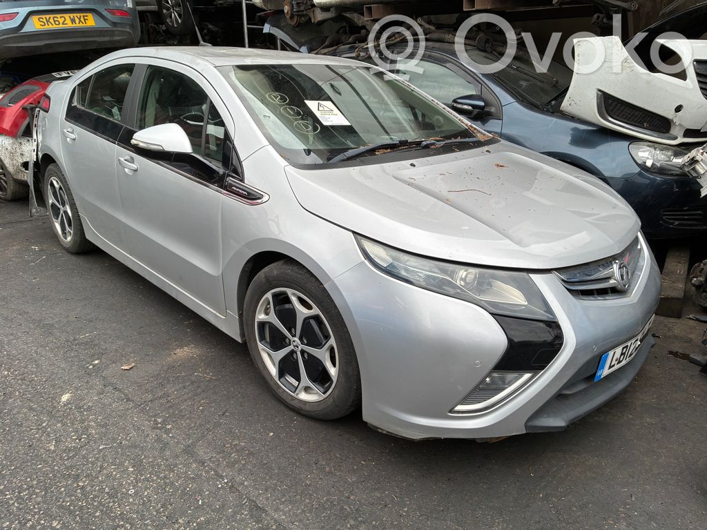 Ampera Ampera  12643810