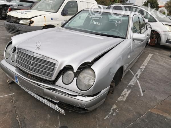 E W210 E-class, AMG (W124, W210, W211, W212, W213, C207, W238)