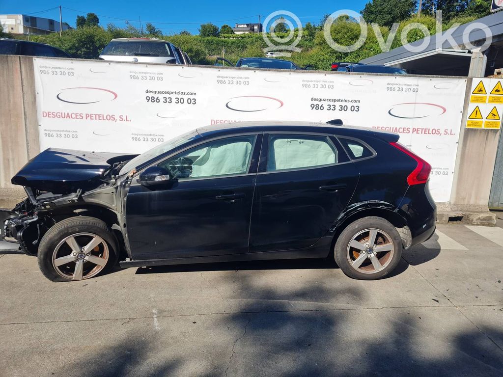 V40 S40, V40  P31423315