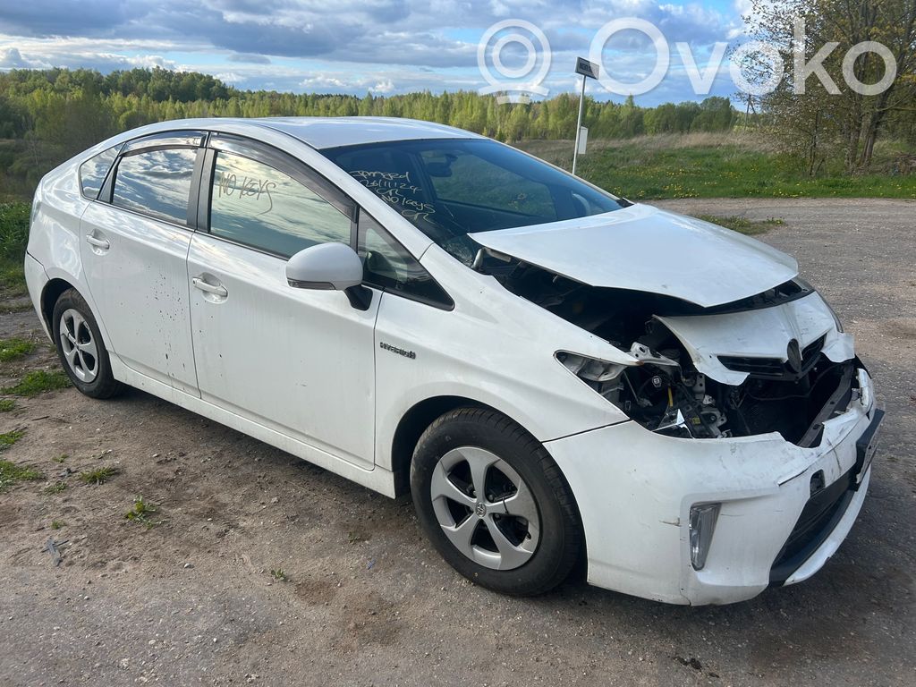 Prius (XW30) Prius  5565047120