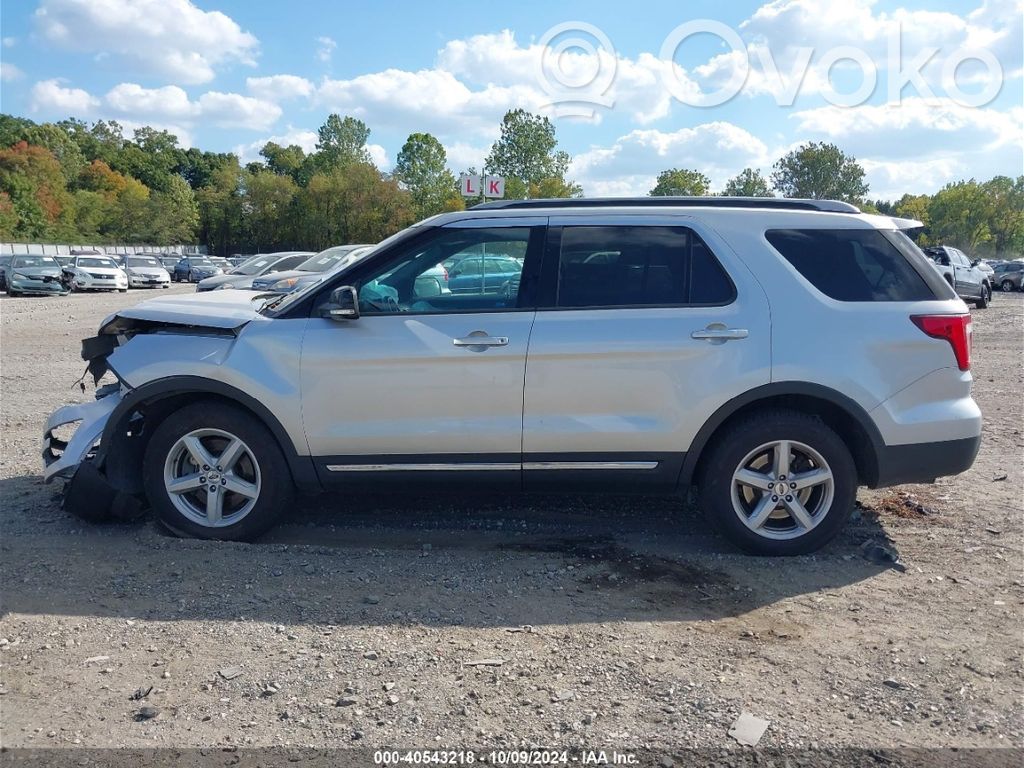 Explorer V Explorer  GB5T14B673AC