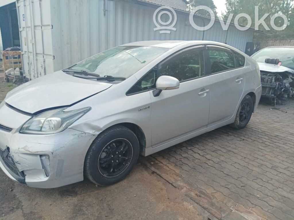 Prius (XW30) Prius
