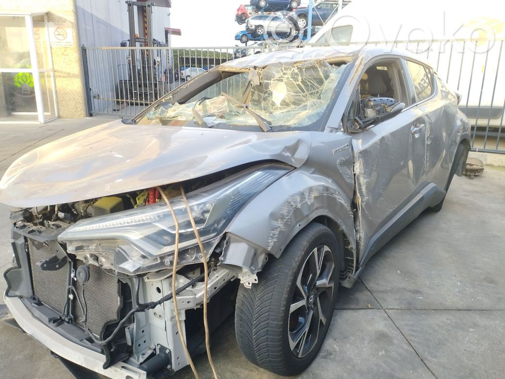 C-HR I C-HR  71013F4010