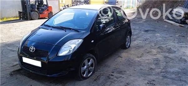 Yaris Yaris  K9102101