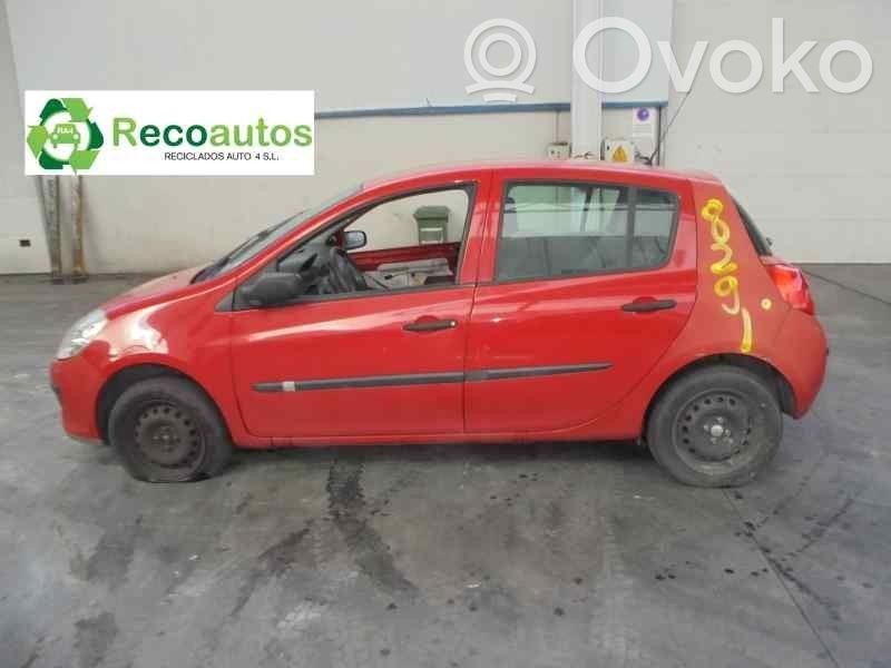 Clio III Clio  8200002470