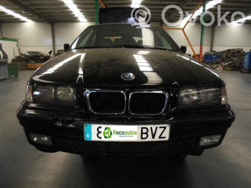 3 E36 Series 3  41518233864