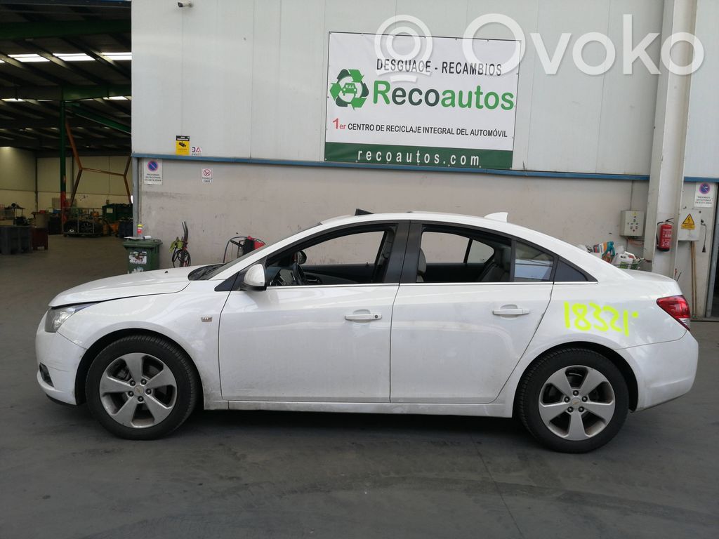 Cruze Cruze  20935346