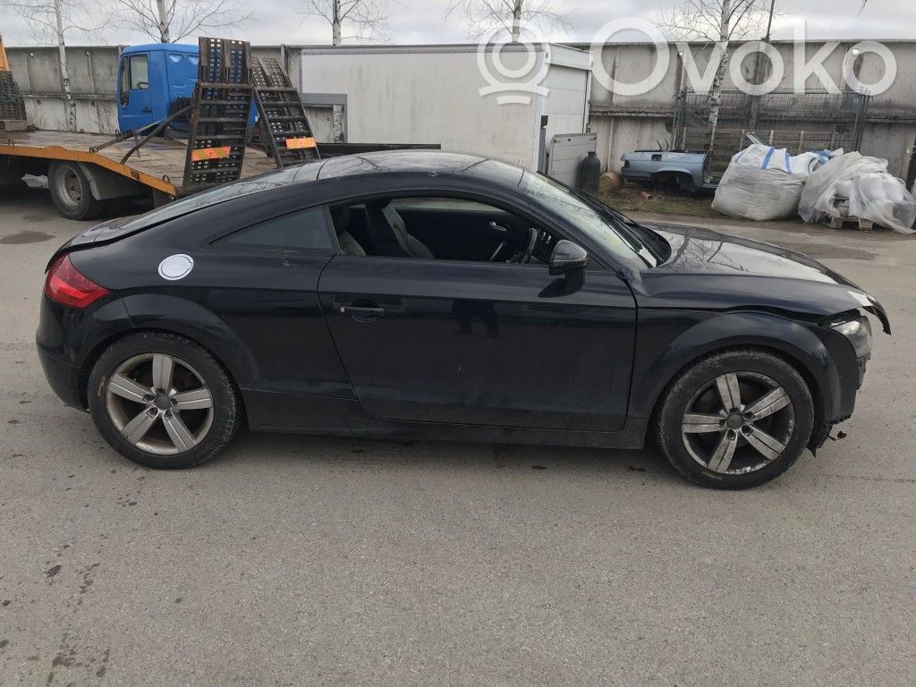 TT TTS Mk2 TT, TTS  8J0807695