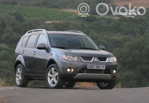 Outlander Outlander  P8635A053