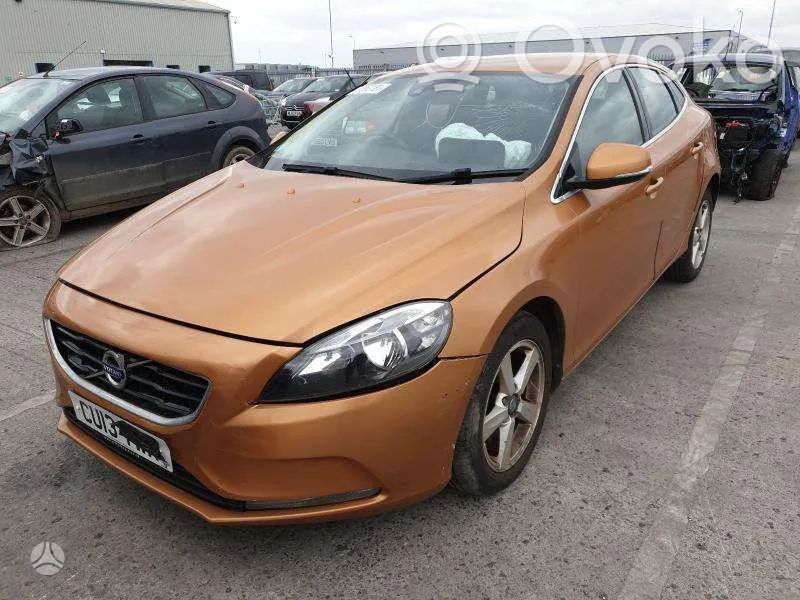 V40 S40, V40  3130130