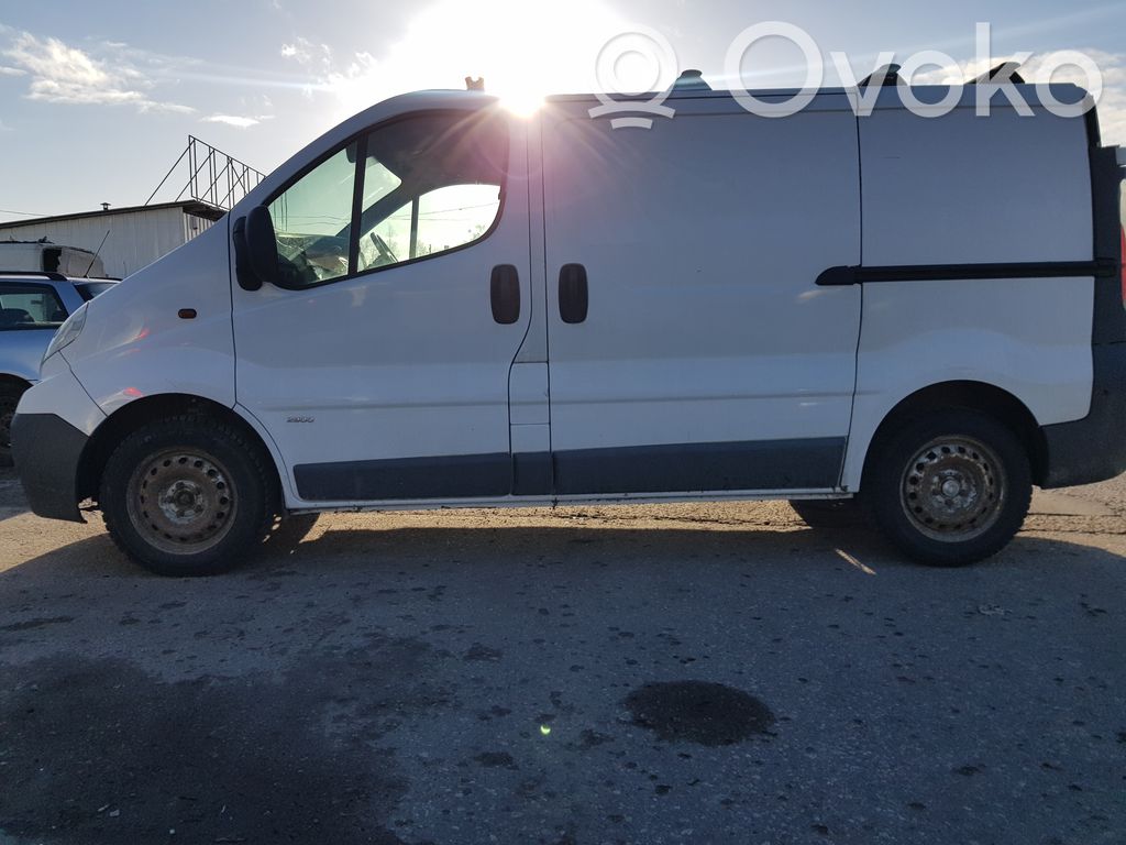 Vivaro Vivaro  8200701366
