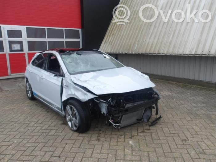 Polo VI Polo  2G6827025E