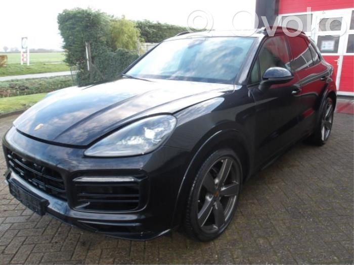 Cayenne (9Y0 9Y3) Cayenne  4M0906265C