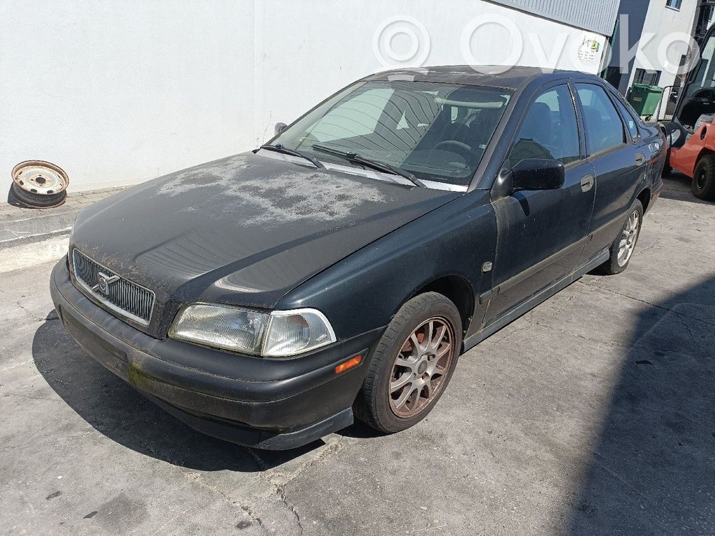 S40, V40 S40, V40