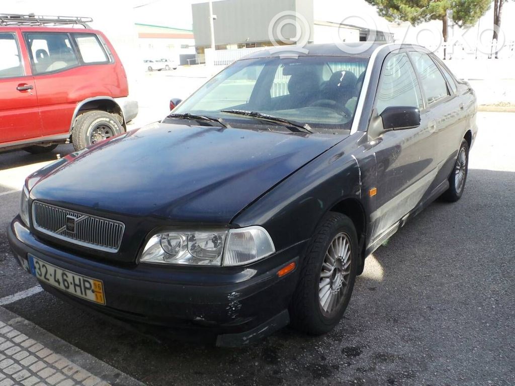 S40, V40 S40, V40