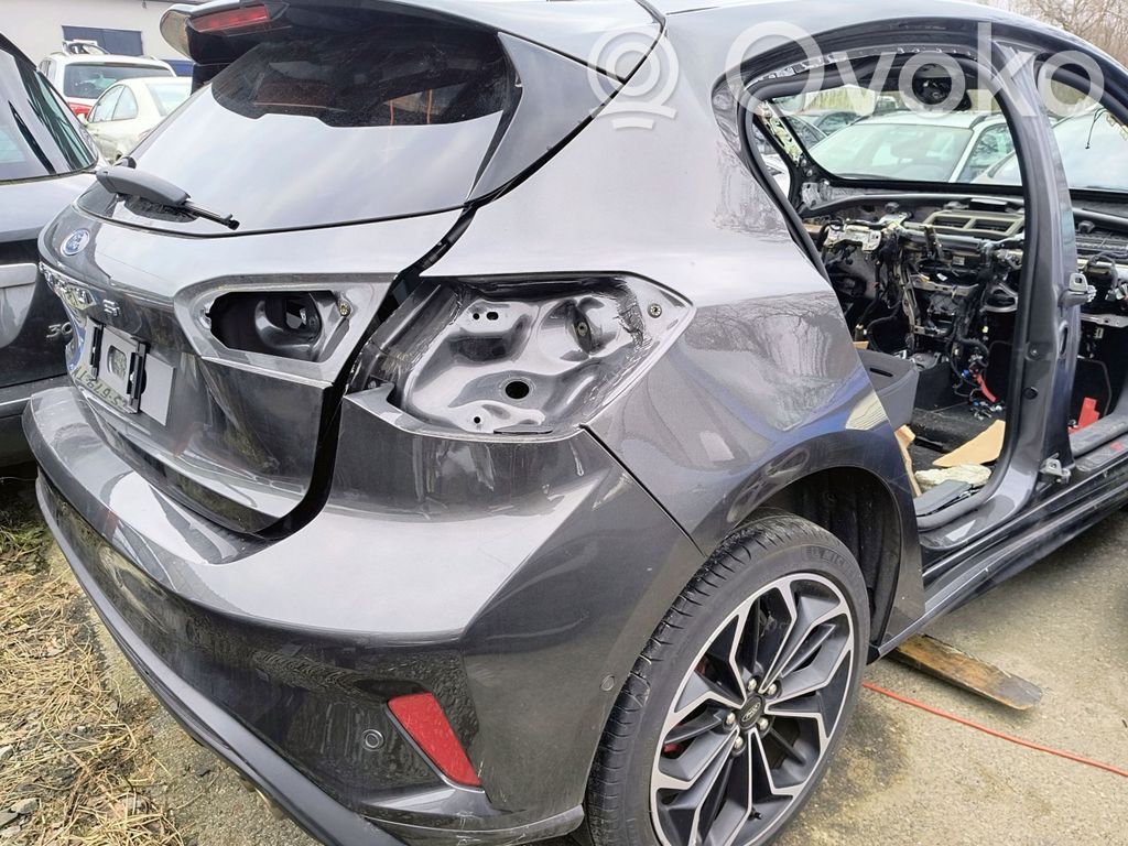 Focus Focus  JX6T10300FA