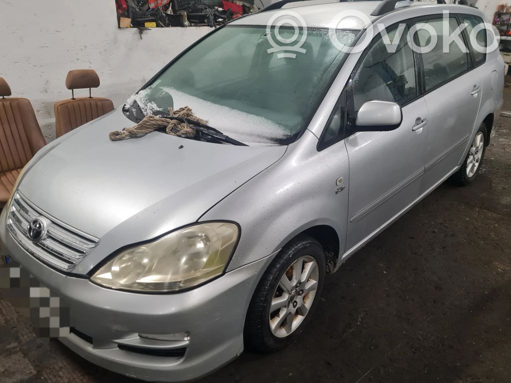 Avensis Verso Avensis Verso  8533033020