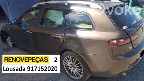 159 159