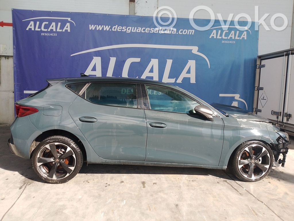 Leon Leon  5FA831051B