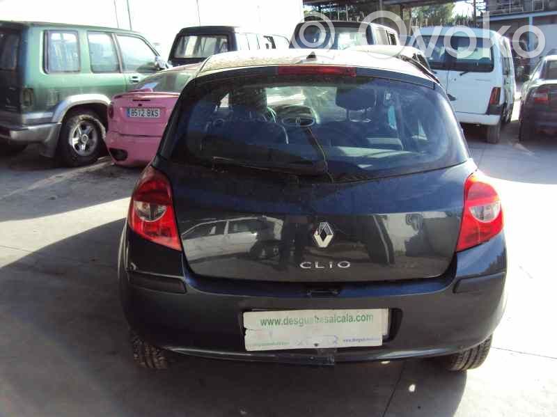 Clio III Clio  8DIENTES
