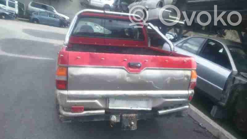 L200 L200, L300, L400 Space Gear  MB574933