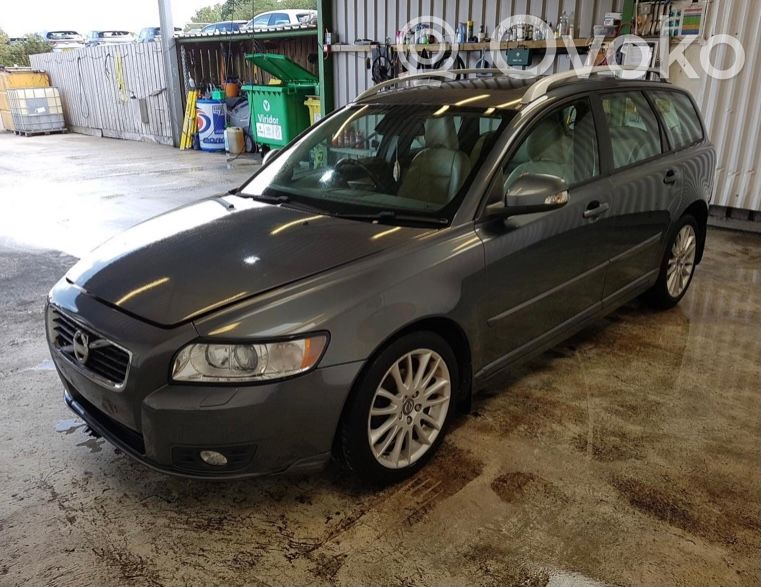 V50 V50