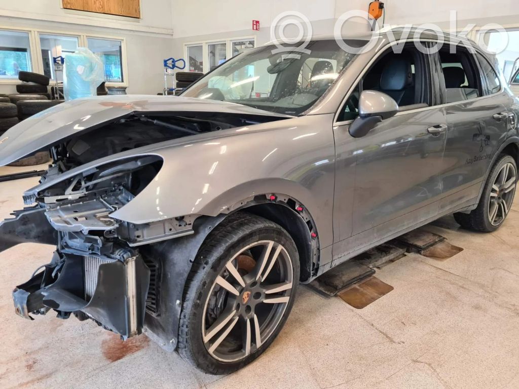 Cayenne (92A) Cayenne  7P5907553AB