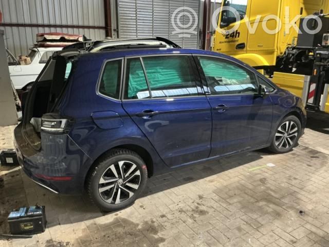Golf Sportsvan Golf  5Q0501115